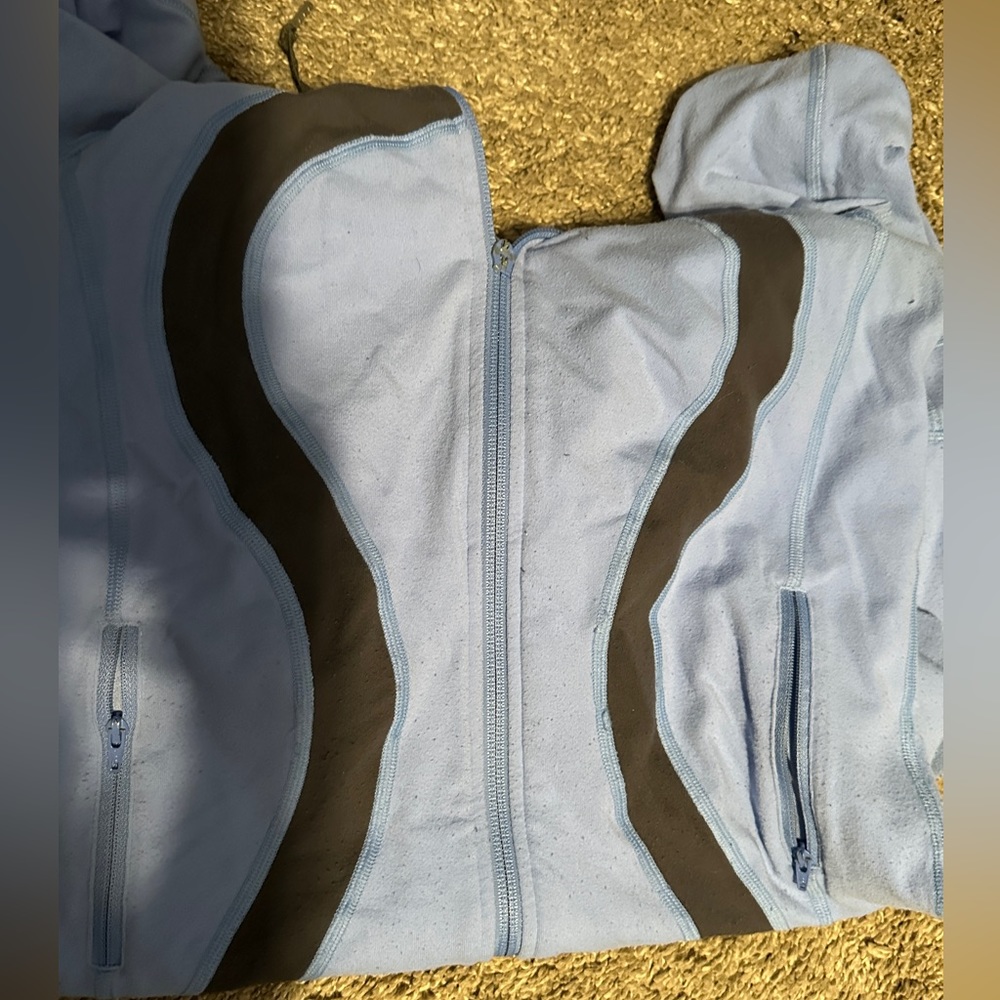 Size 4 Lululemon stretchy hoodie. Bought in Vegas. Nylon/Lycra/spandex. - Picture 4 of 6
